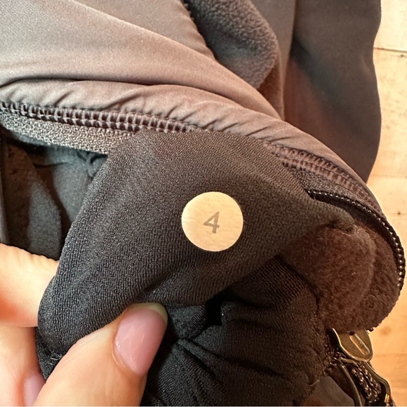 Lululemon Fleecy Keen Jacket Black Size 4 - Picture 10 of 11